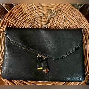Urban Expressions Black Envelope Crossbody/Clutch with Gold Chain